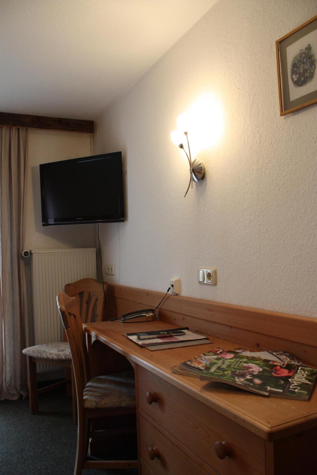 Das Posch Hotel Oberammergau Phòng bức ảnh
